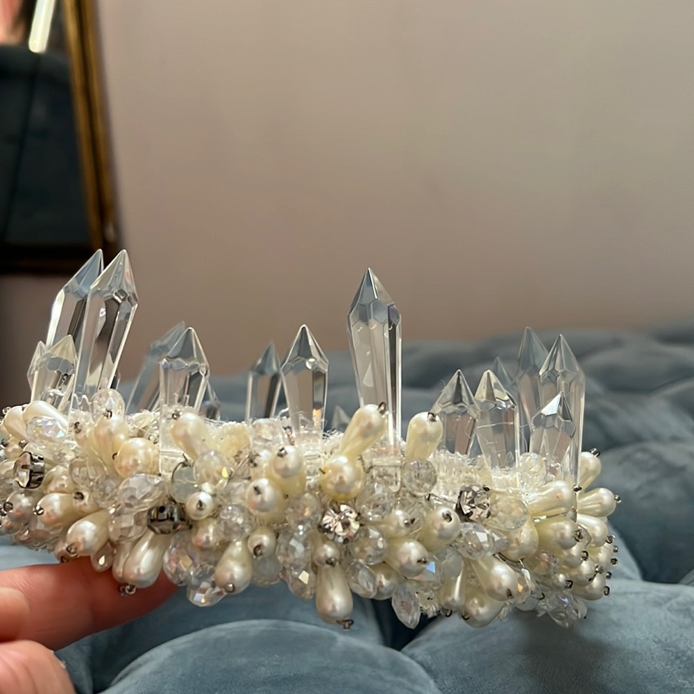 Crown / Princess/ Bride / Pearls and crystal crown 👑Brand New - Picture 12 of 15